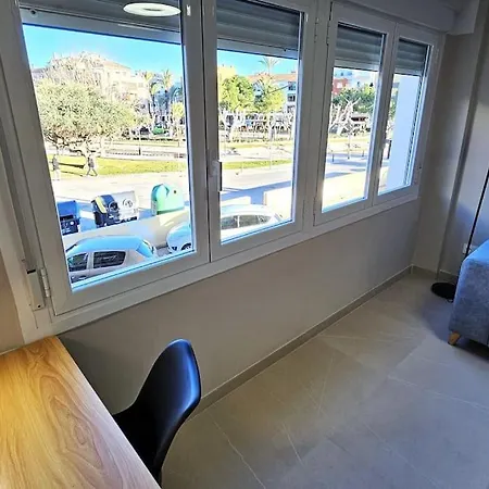 Reformado Con Parking A 1 Minuto De La Playa Apartamento